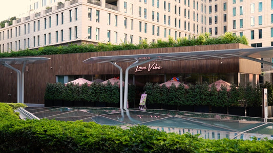 Dubai’s Best-Kept Secret: Love Vibe Café – Your Business Lunch Game Changer