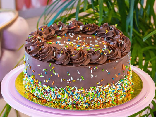 Where to Find the Best Custom Cakes in Abu Dhabi for Any Celebration: Discover Love Vibe Cafe